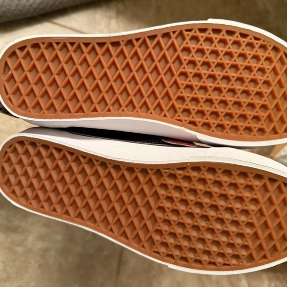 Old Skool Vans - Picture 3 of 5